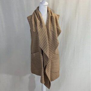 NWT Le Moda Size *S-L Camel Colored Sleeveless Open Cardigan Asymmetrical